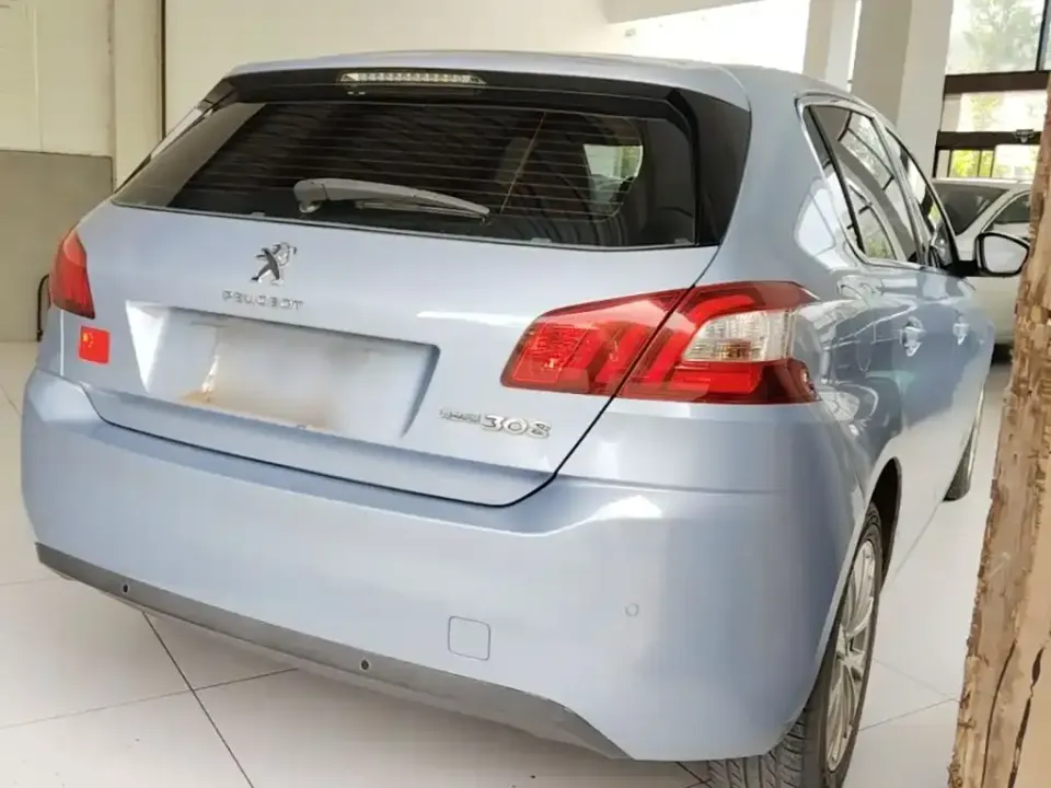 Peugeot 308S