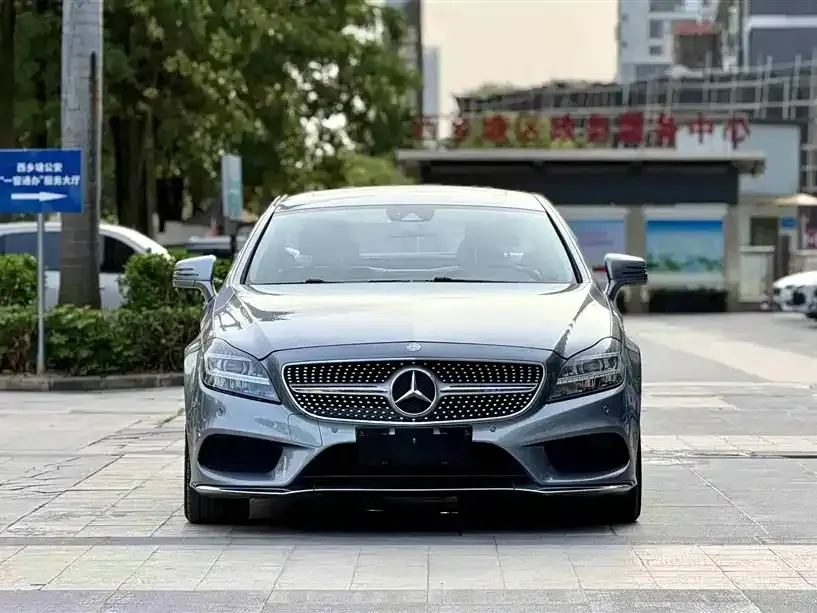 Mercedes-Benz CLS