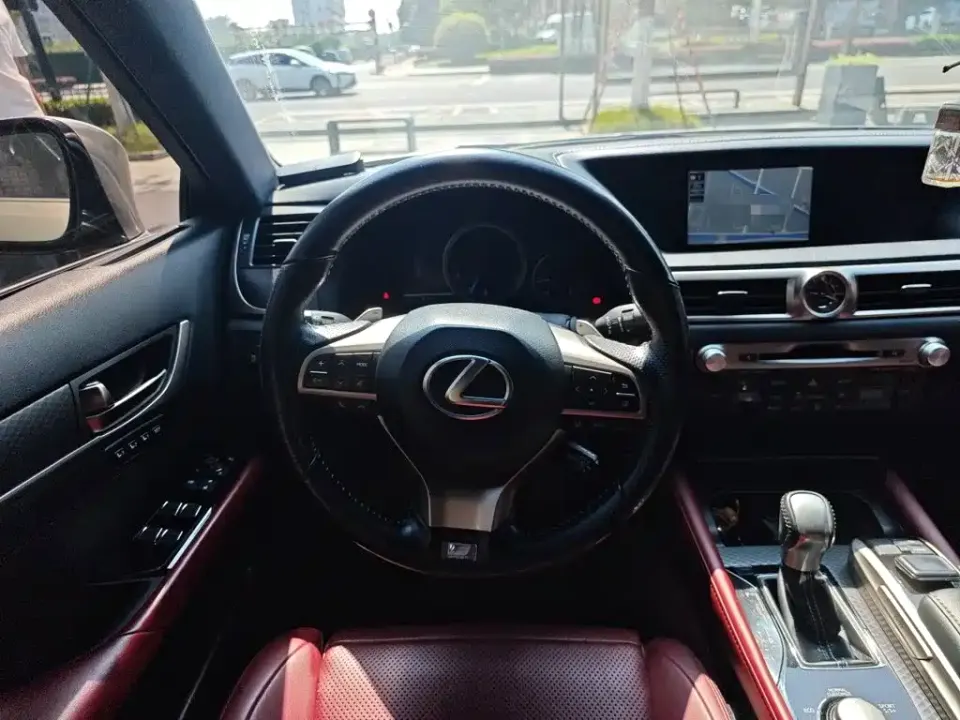 Lexus GS