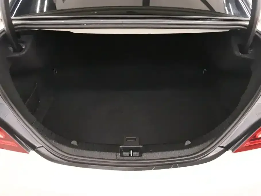 Mercedes-Benz CLA (Import)