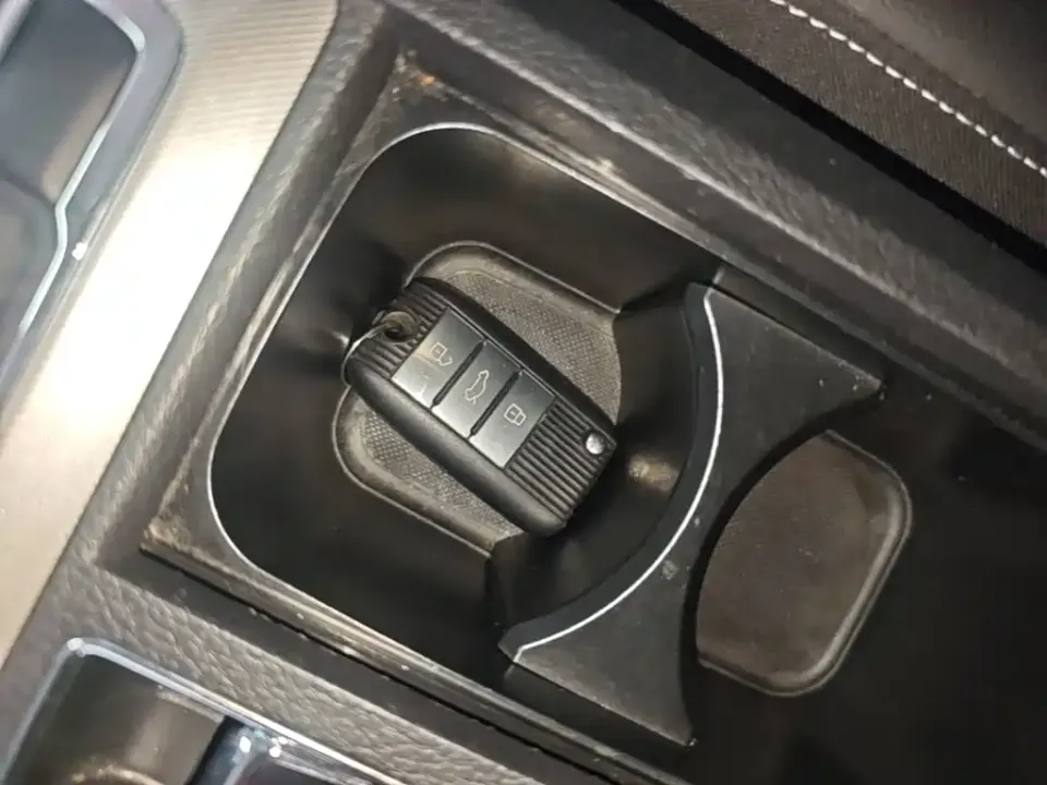 Roewe RX5 New Energy
