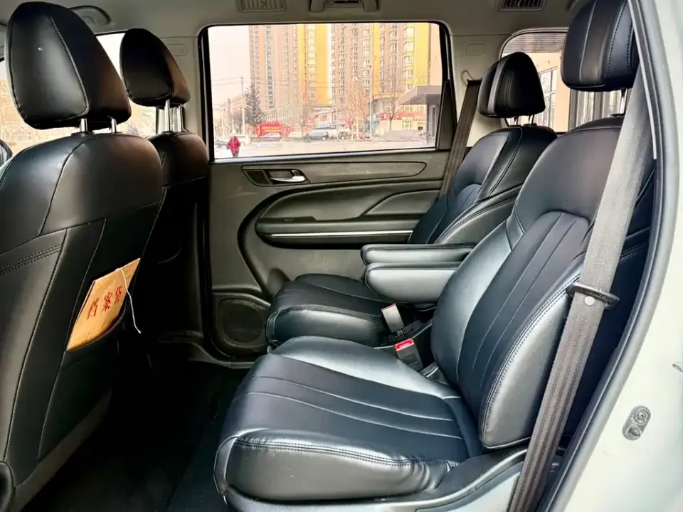 GAC Trumpchi M6