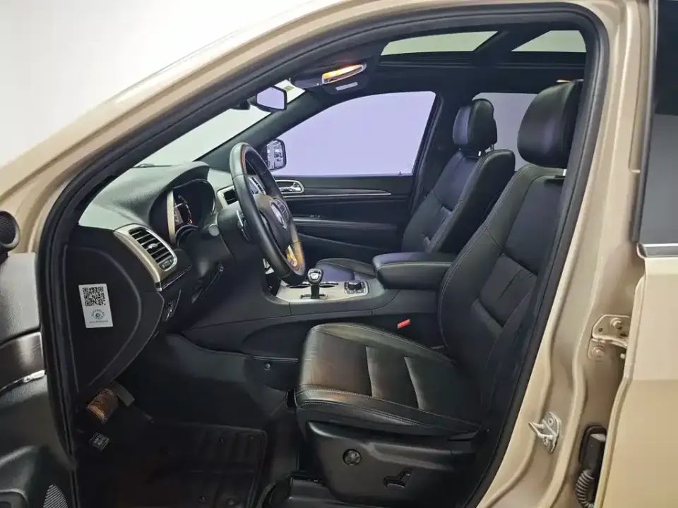 Jeep Grand Cherokee (Import)