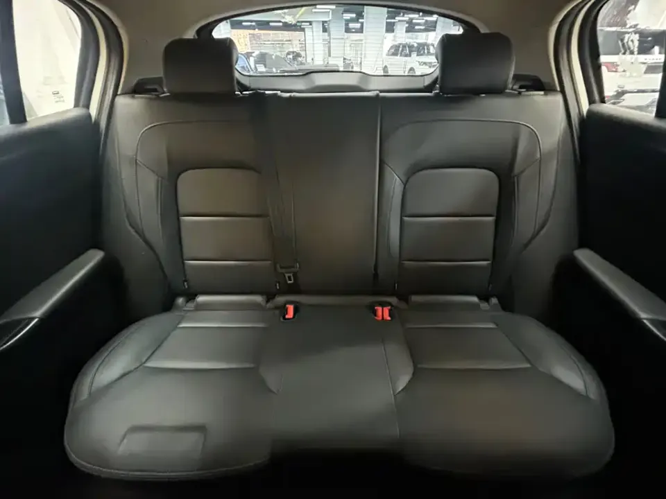 Qoros Qoros 5