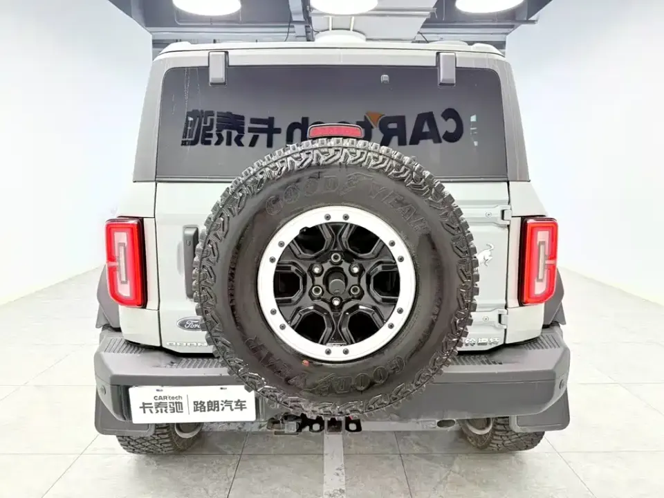 Ford Bronco