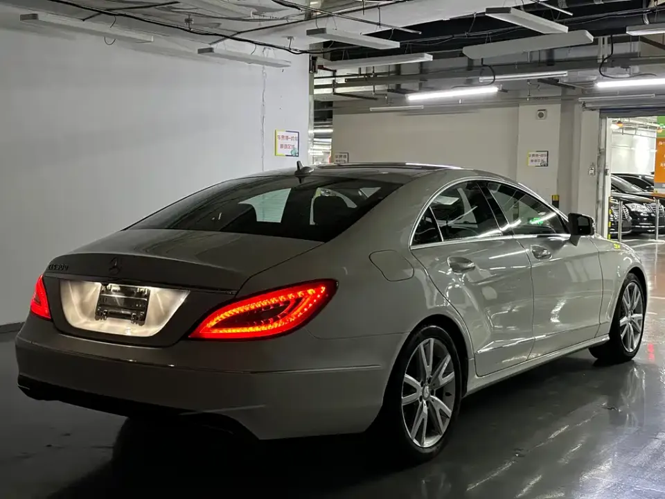 Mercedes-Benz CLS