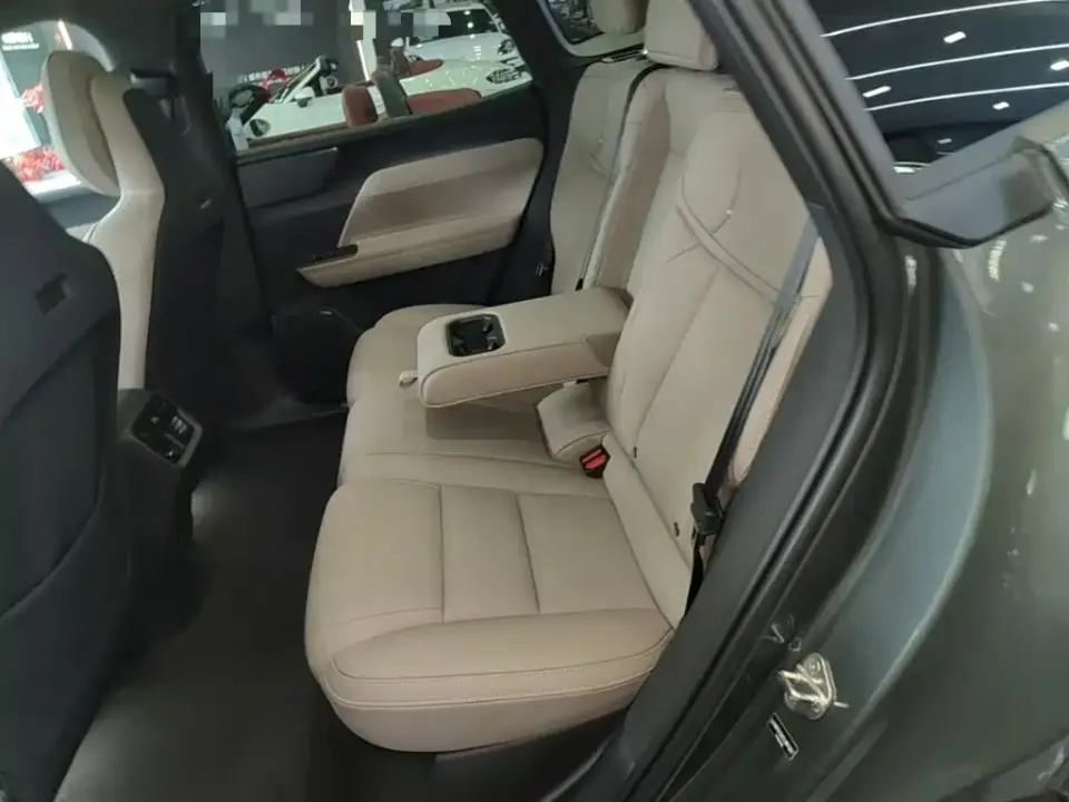 Volvo XC70 PHEV