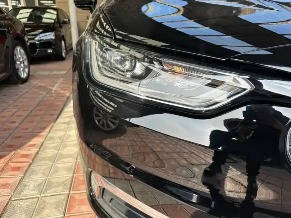 Ford Taurus