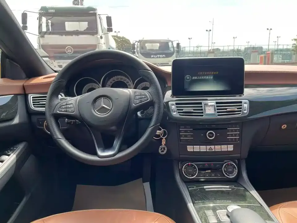 Mercedes-Benz CLS