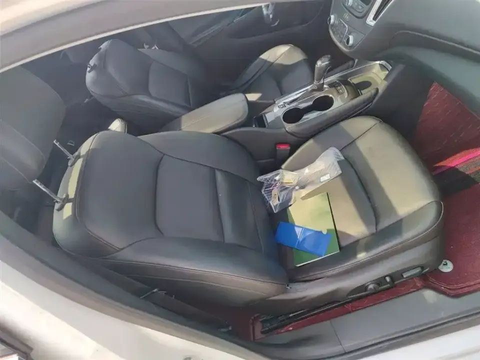Chevrolet Malibu XL