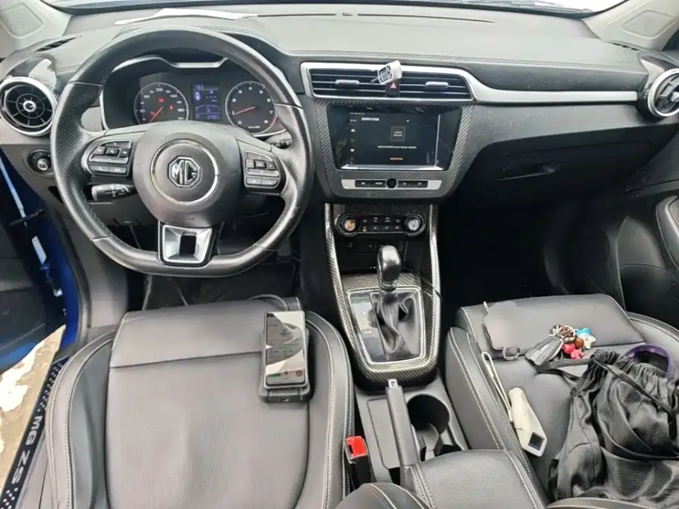 MG ZS