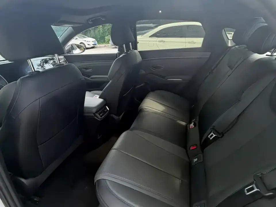 BYD Qin L