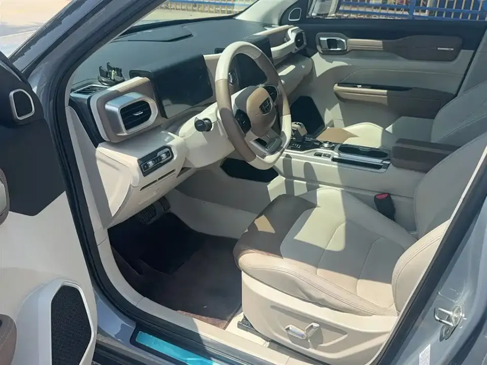 Geely ICON