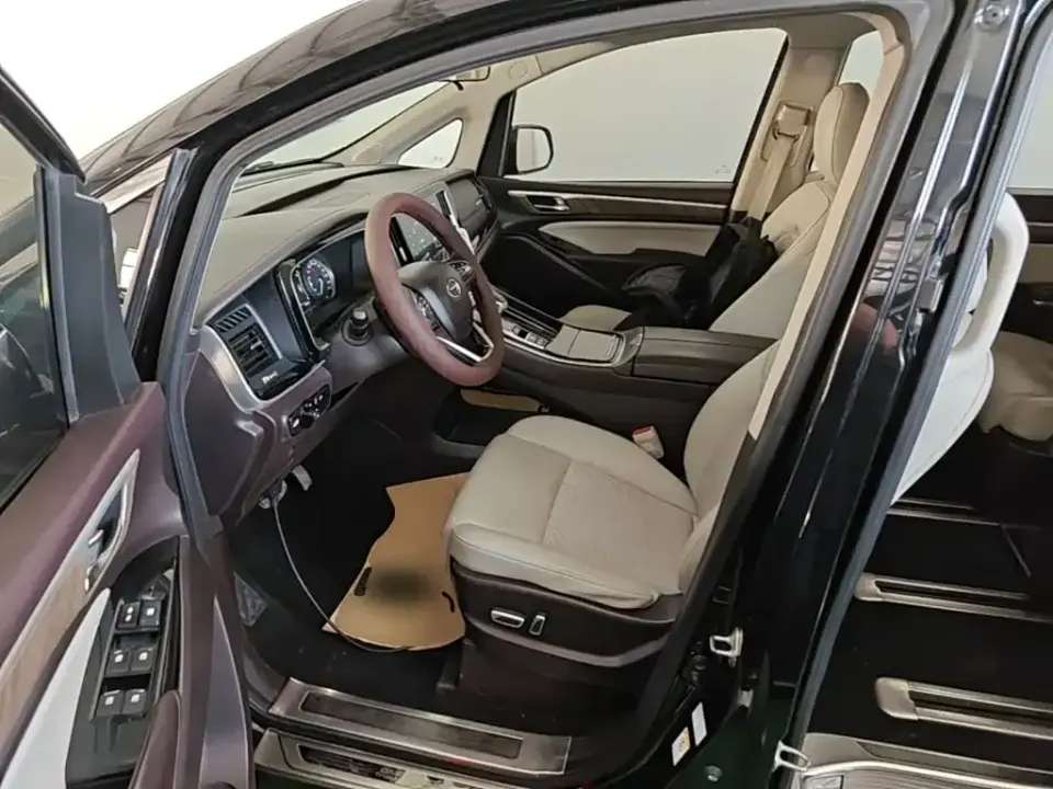 GAC Trumpchi M8