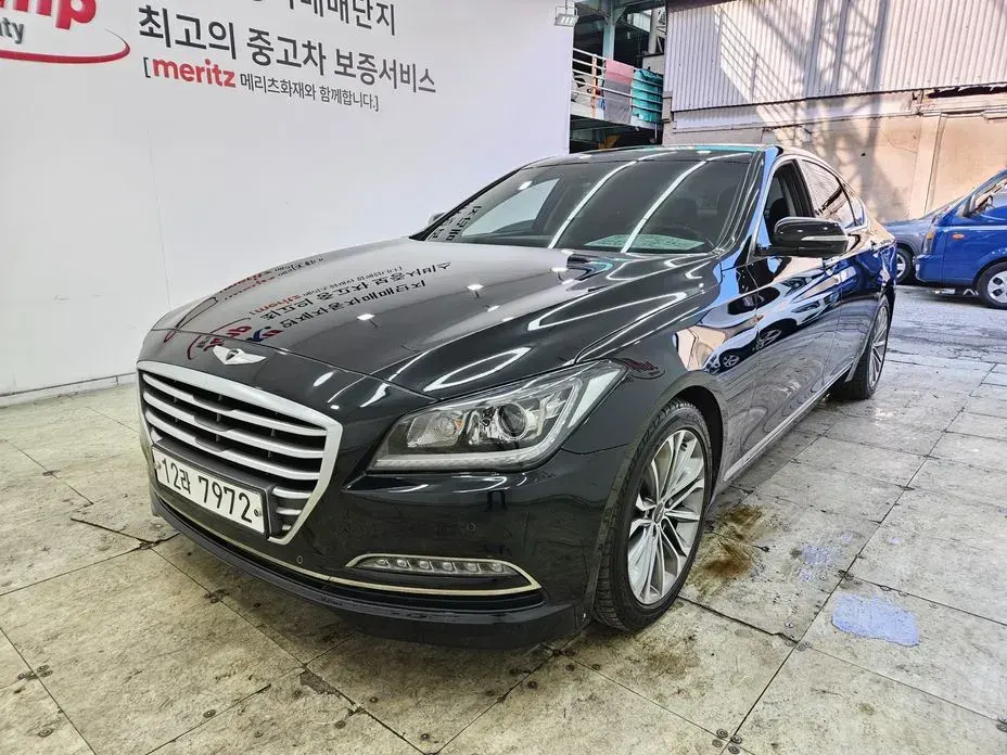 Hyundai Genesis
