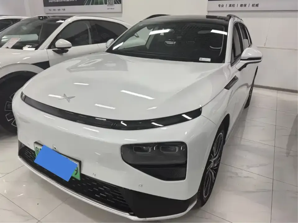 Xpeng G9