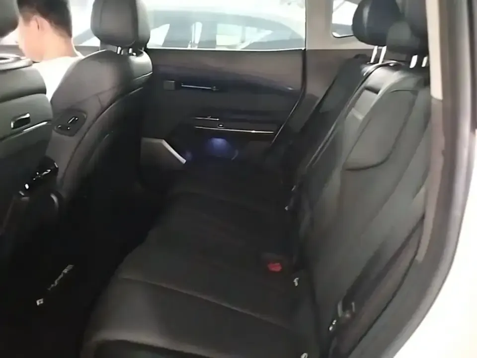 Hyper HT