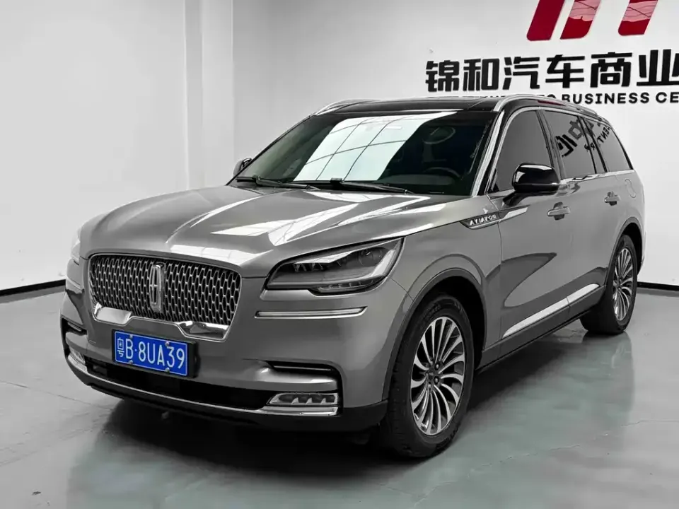 Lincoln Aviator
