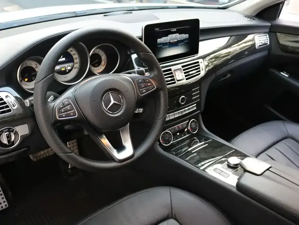 Mercedes-Benz CLS