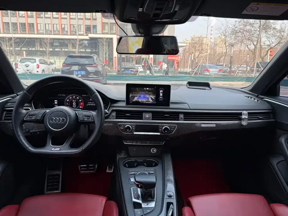 Audi S4