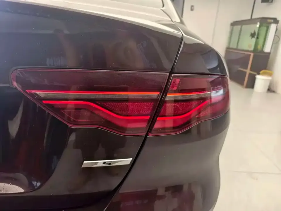 Jaguar XEL