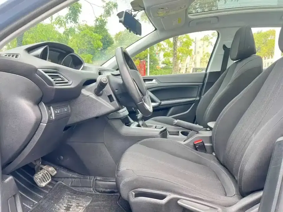 Peugeot 308S