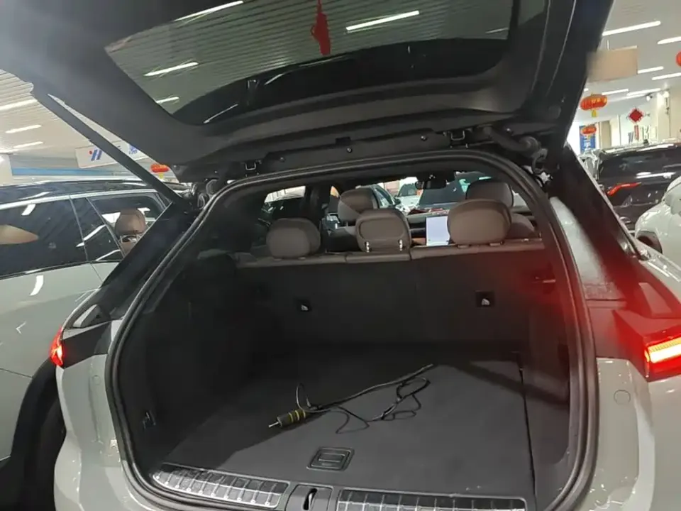 Nio ES7