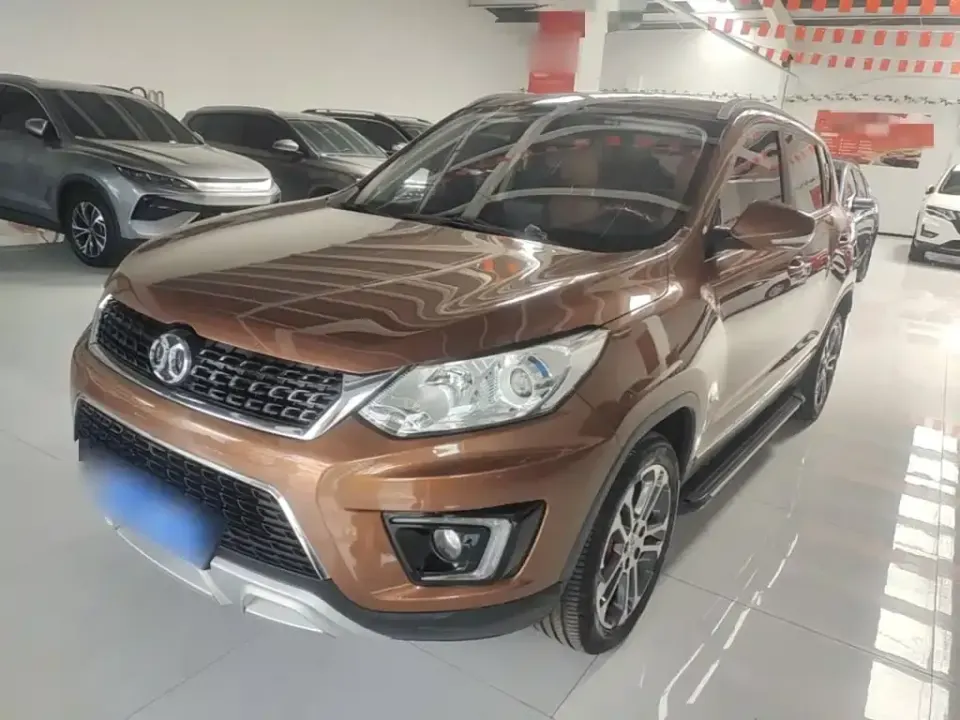BAIC Senova X35