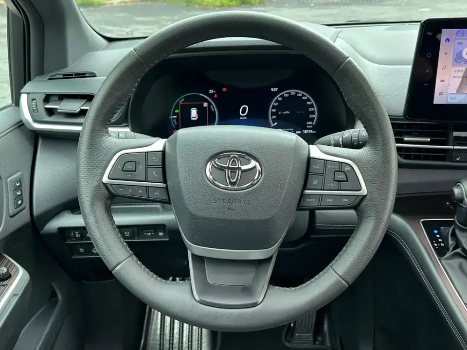 Toyota Granvia