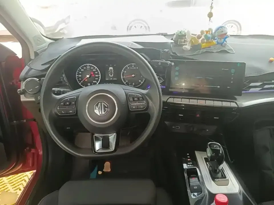 MG MG5