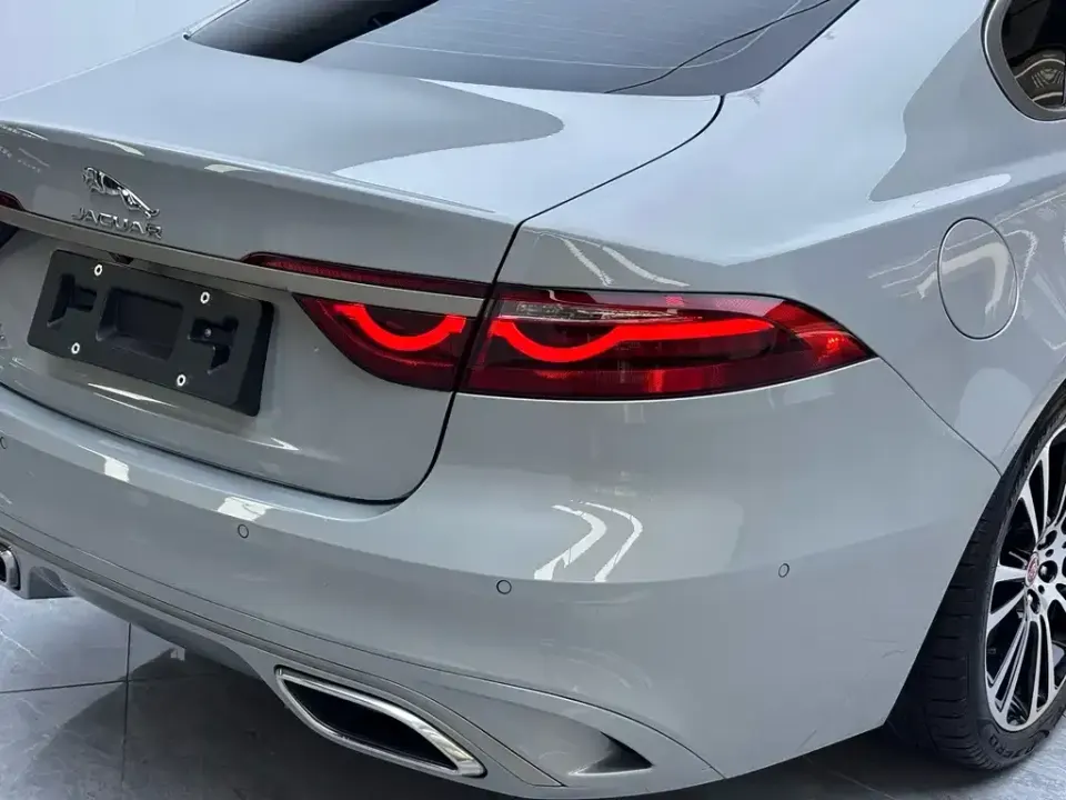 Jaguar XFL