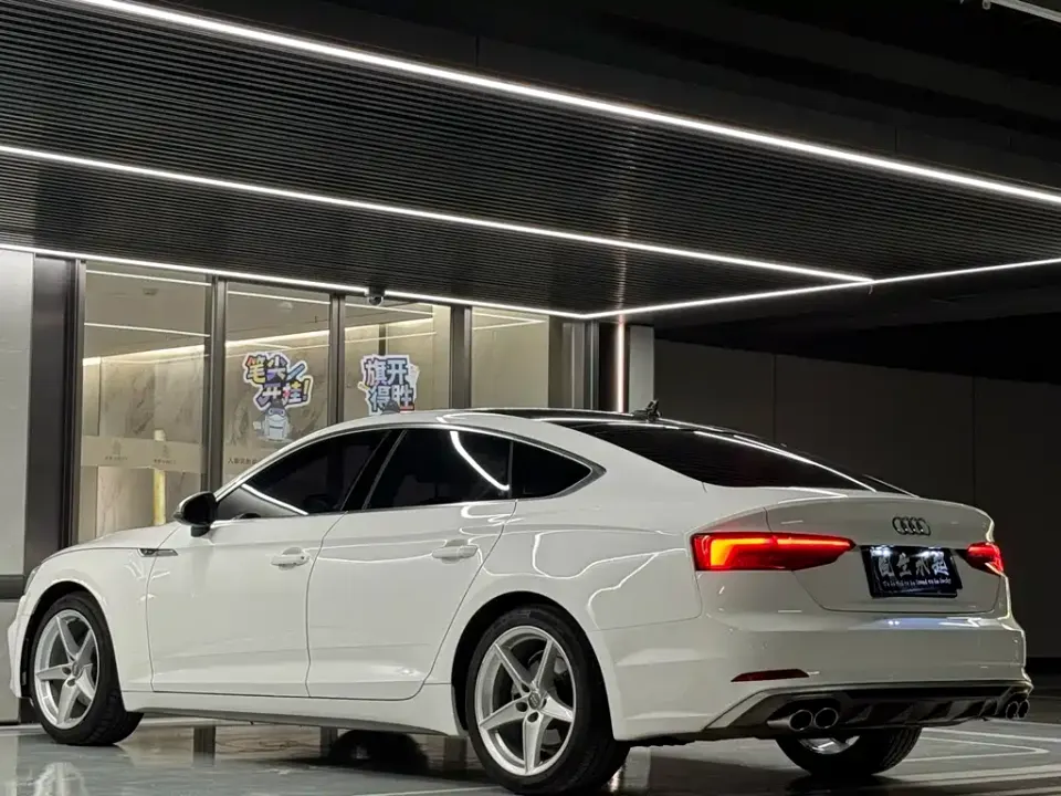 Audi A5 (Import)