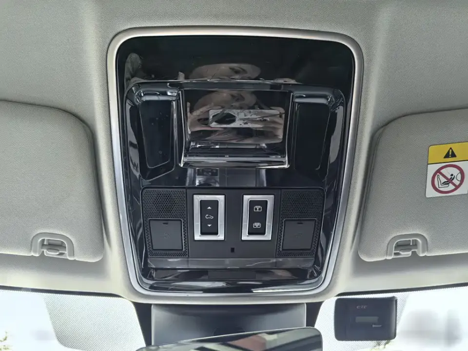 Land Rover Sport