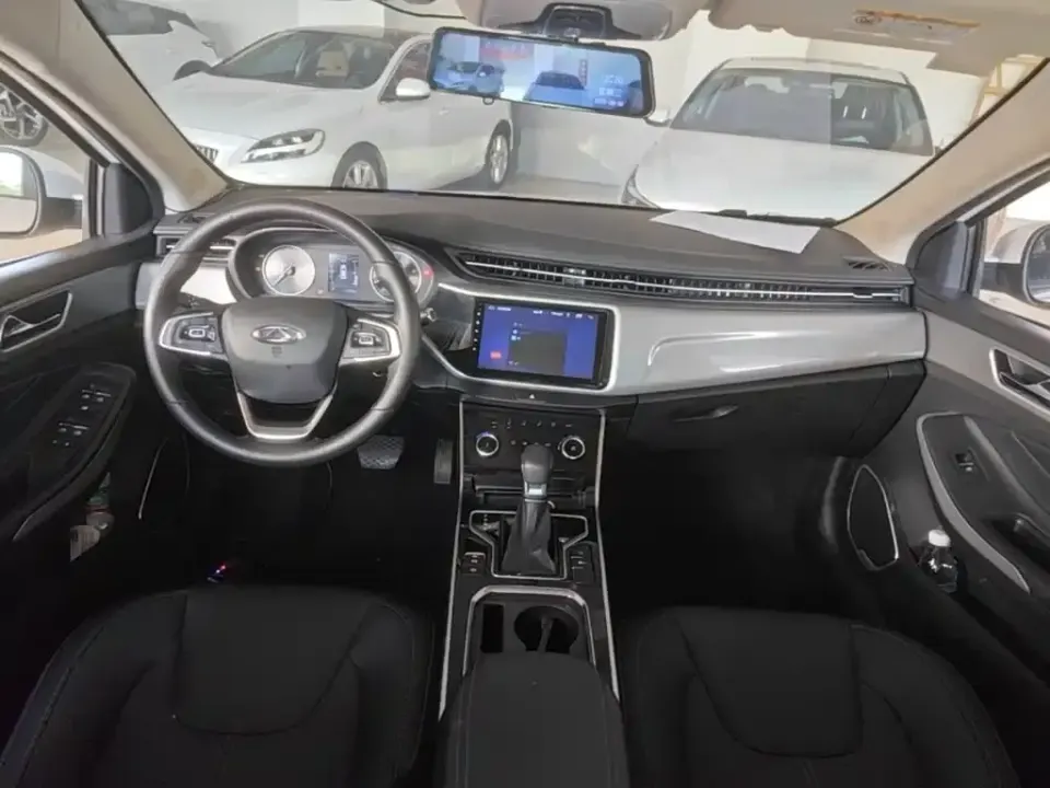 Chery Arrizo 5