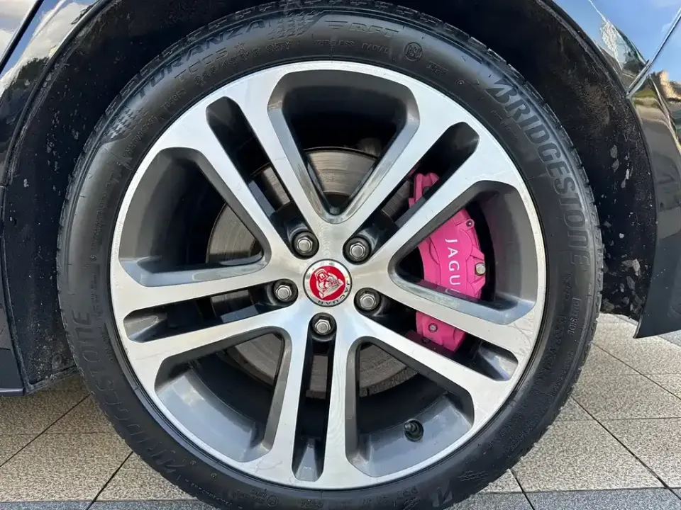 Jaguar XEL