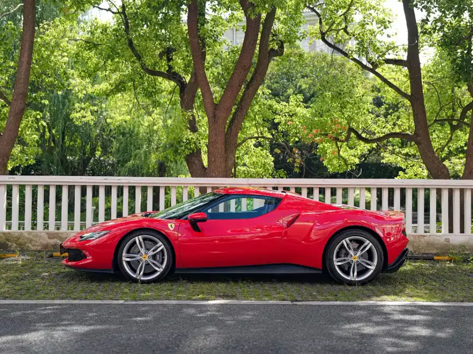 Ferrari 296