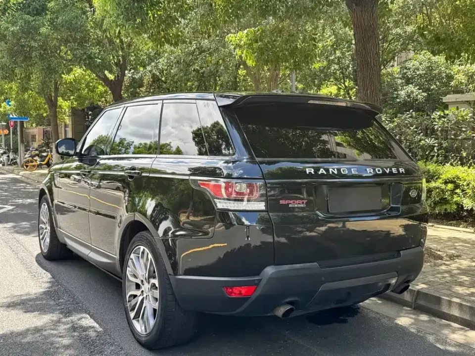 Land Rover Sport