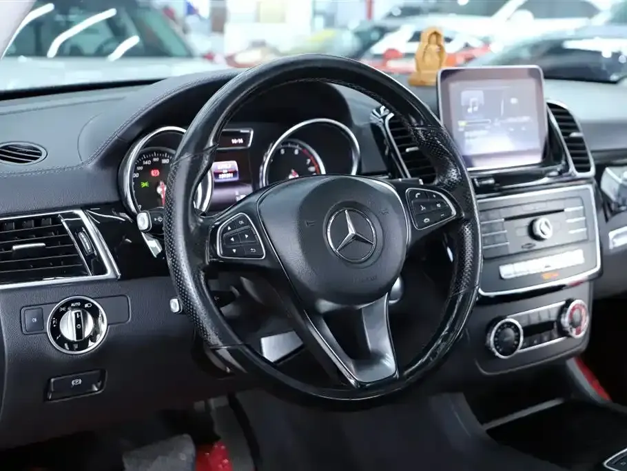 Mercedes-Benz GLE (Import)