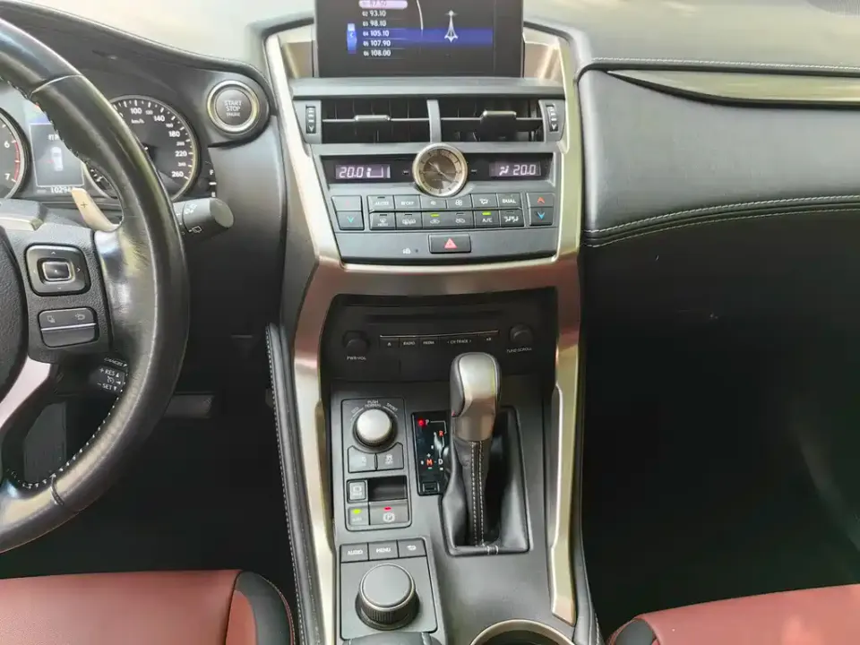 Lexus NX