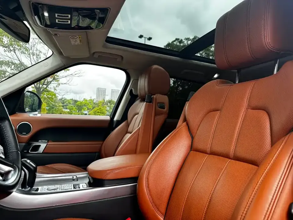 Land Rover Sport