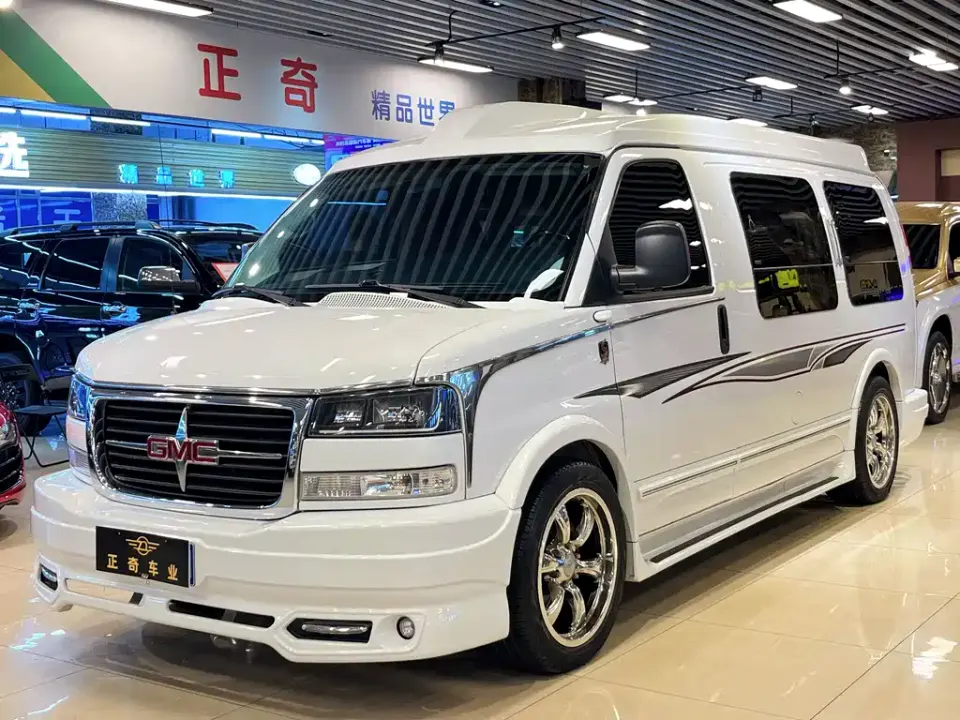 GMC Savana