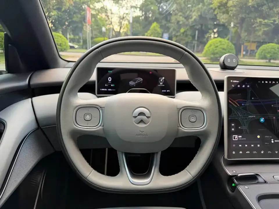 Nio ET5T