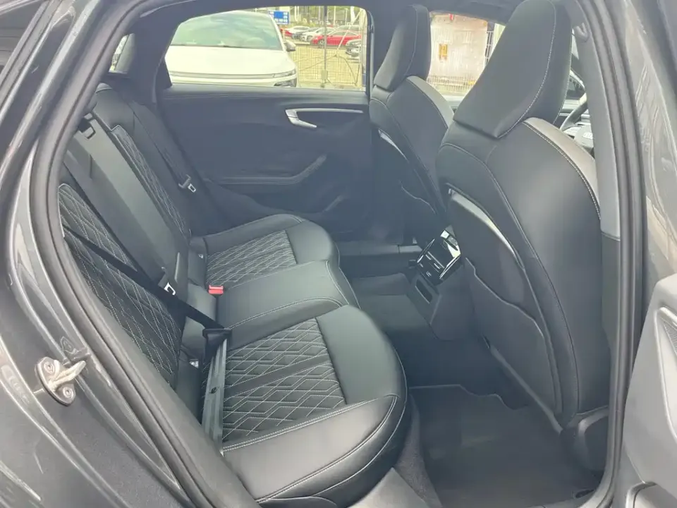 Audi A5L