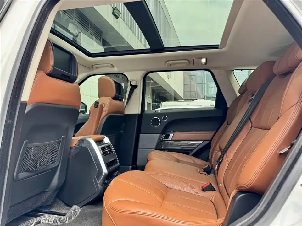 Land Rover Sport