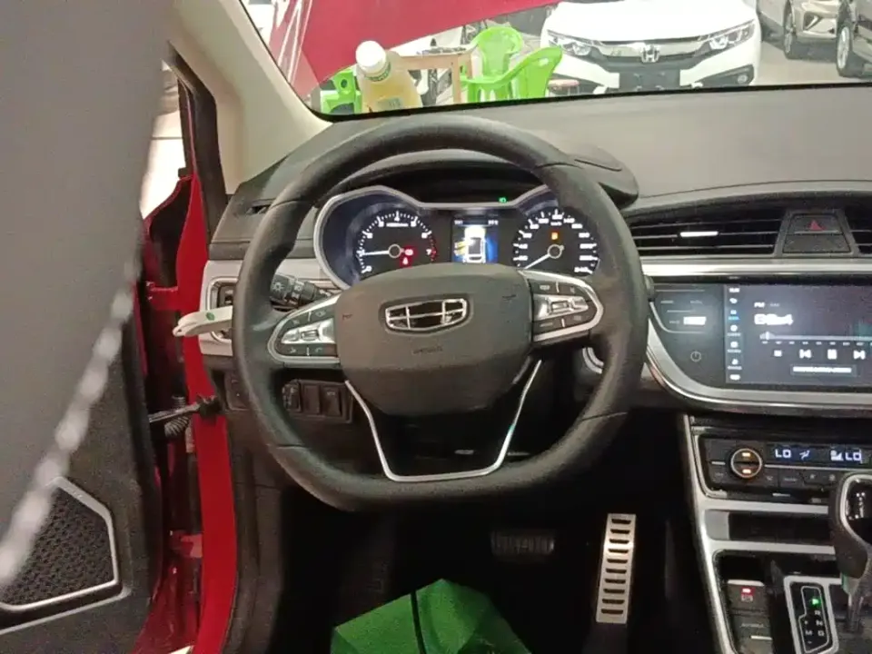 Geely Emgrand GS