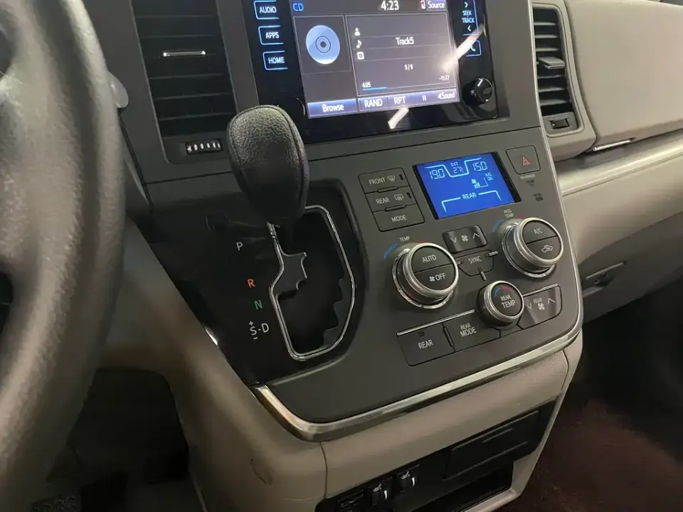 Toyota Sienna