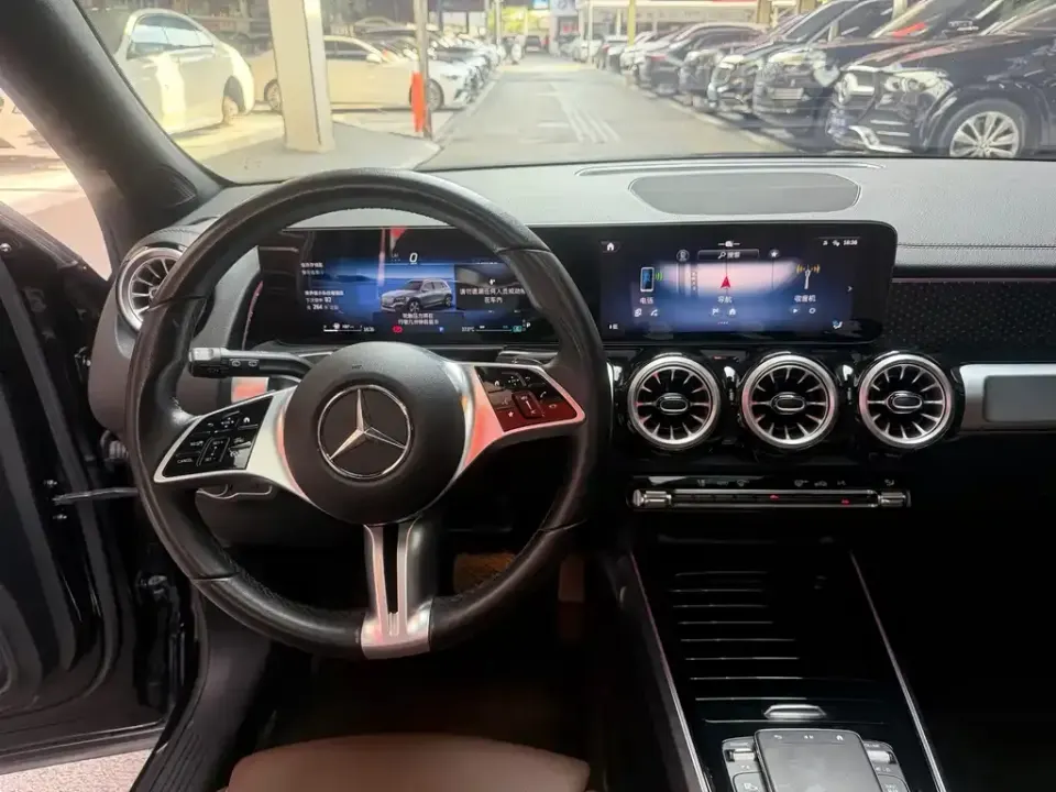 Mercedes-Benz GLB