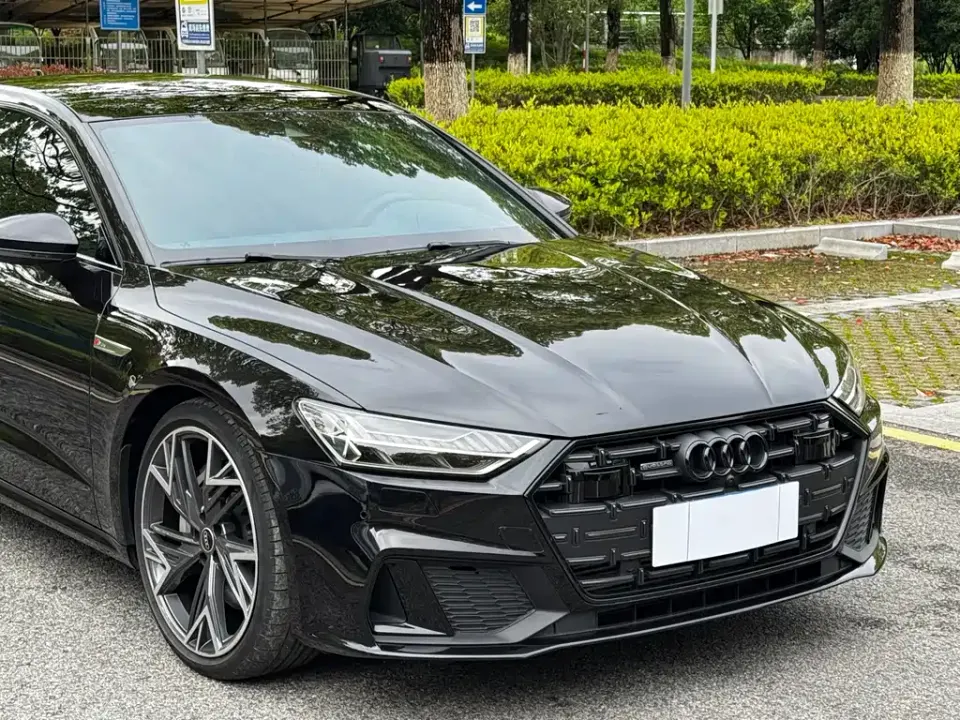 Audi A7L