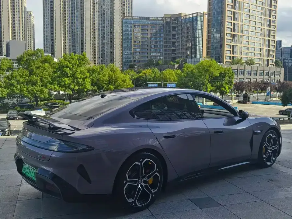 Xiaomi SU7