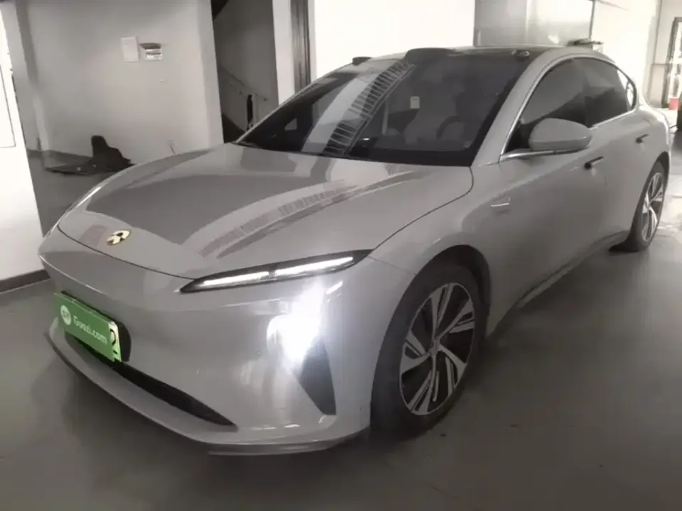 Nio ET5